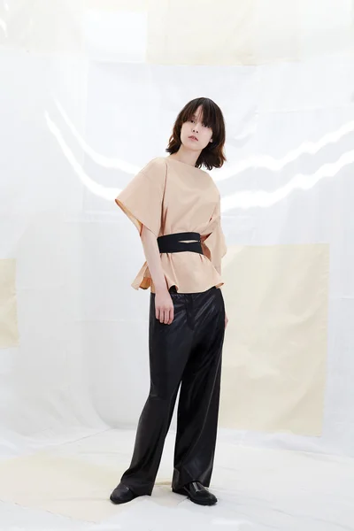 Look 2